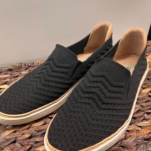 Ugg slip-on sneaker